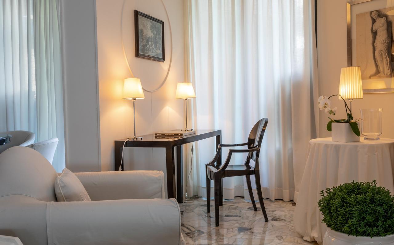 Hotel Plaza Esplanade Lido di Jesolo Bagian luar foto
