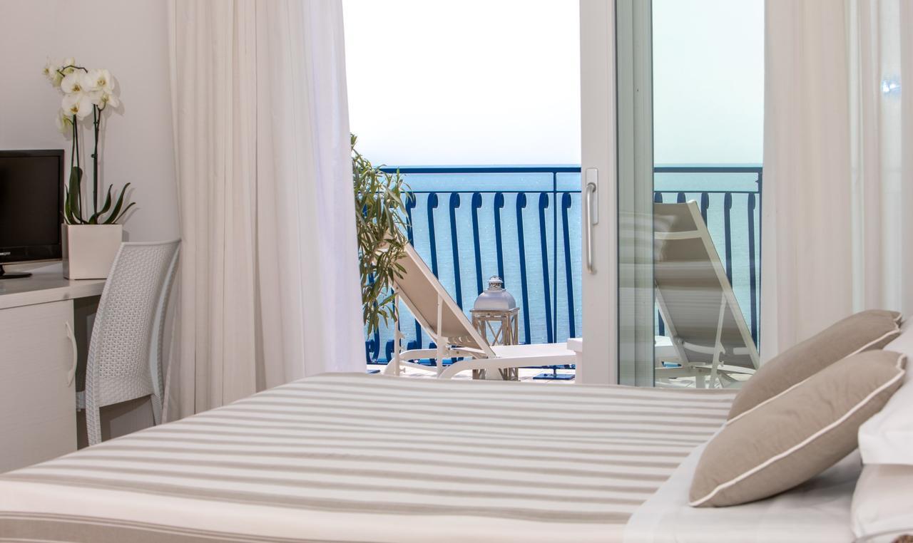 Hotel Plaza Esplanade Lido di Jesolo Bagian luar foto