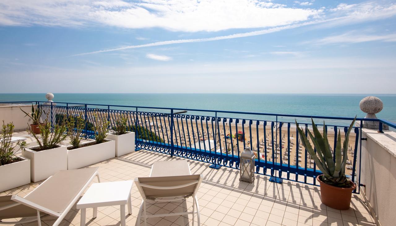 Hotel Plaza Esplanade Lido di Jesolo Bagian luar foto