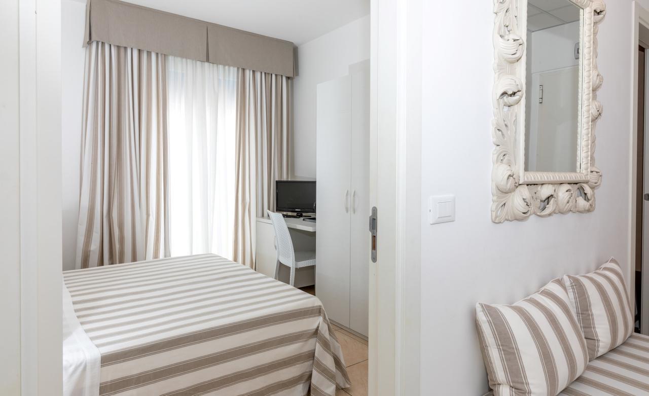 Hotel Plaza Esplanade Lido di Jesolo Bagian luar foto